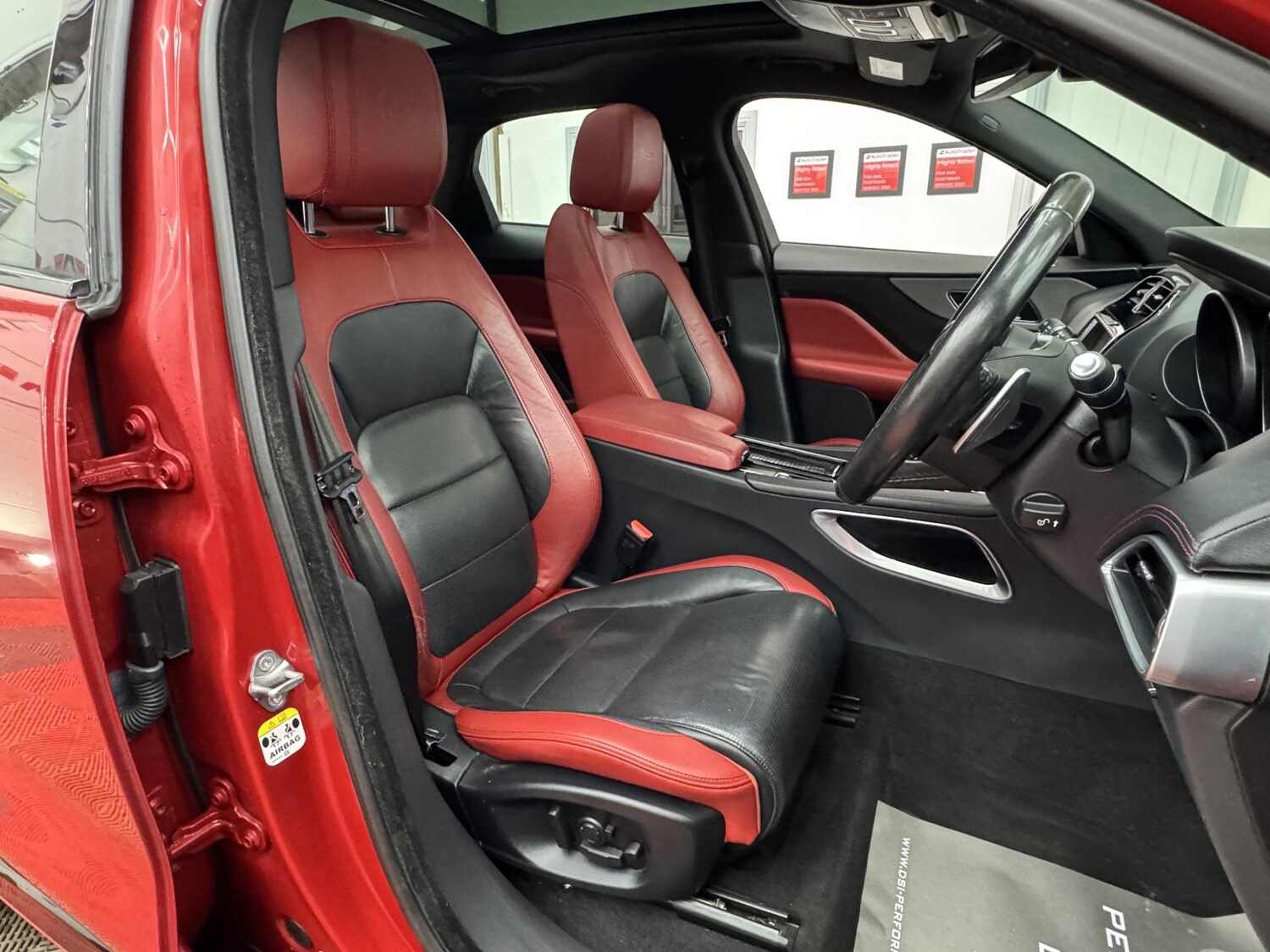 Used Jaguar F-Pace 2016 for sale - 77532316: Photo 18