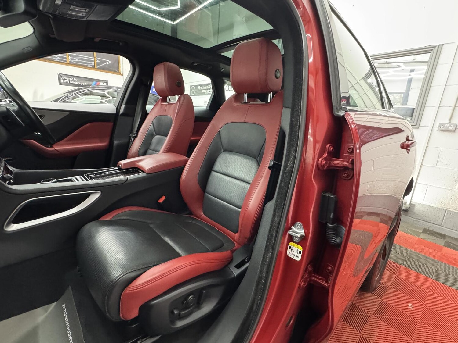 Used Jaguar F-Pace 2016 for sale - 77532316: Photo 24