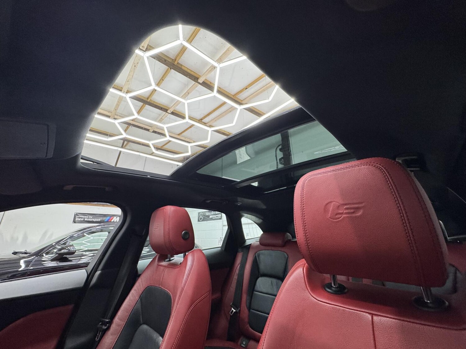 Used Jaguar F-Pace 2016 for sale - 77532316: Photo 31