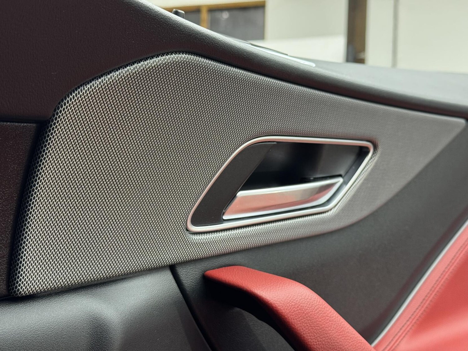 Used Jaguar F-Pace 2016 for sale - 77532316: Photo 34