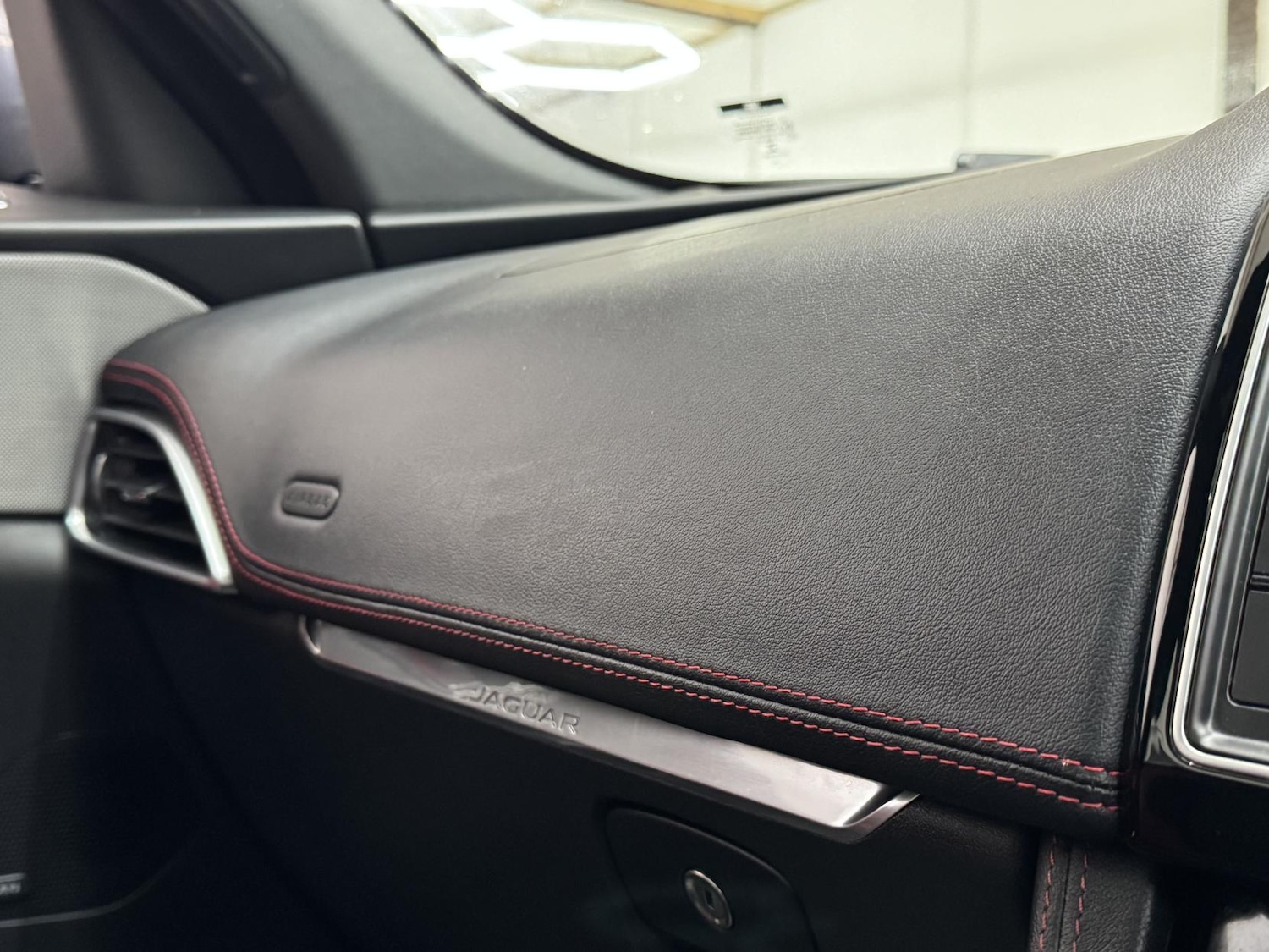 Used Jaguar F-Pace 2016 for sale - 77532316: Photo 51