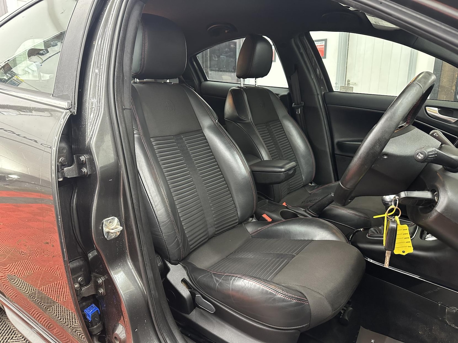 Used Alfa Romeo Giulietta 2012 for sale - 77154728: Photo 17