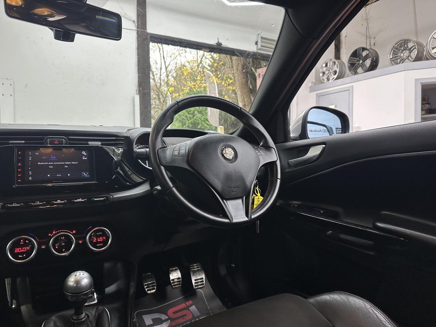 Used Alfa Romeo Giulietta 2012 for sale - 77154728: Photo 25