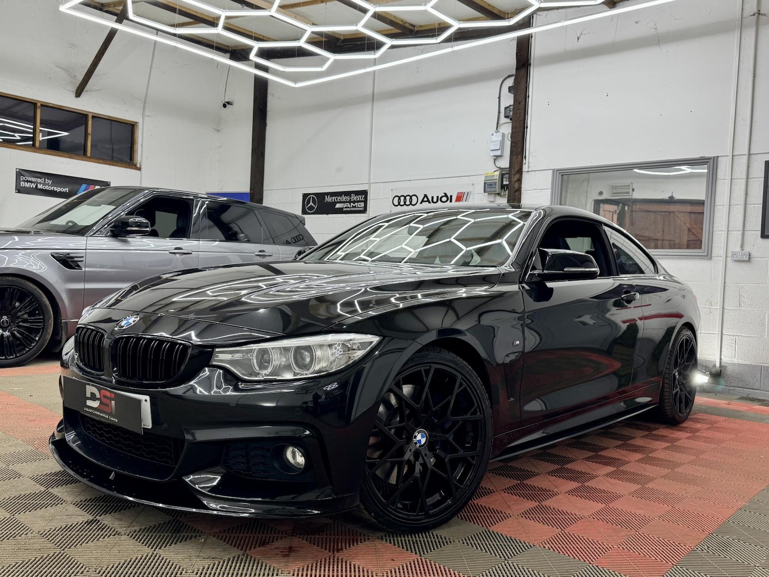 Used BMW 4 Series 2017 for sale - 78005584: Photo 3