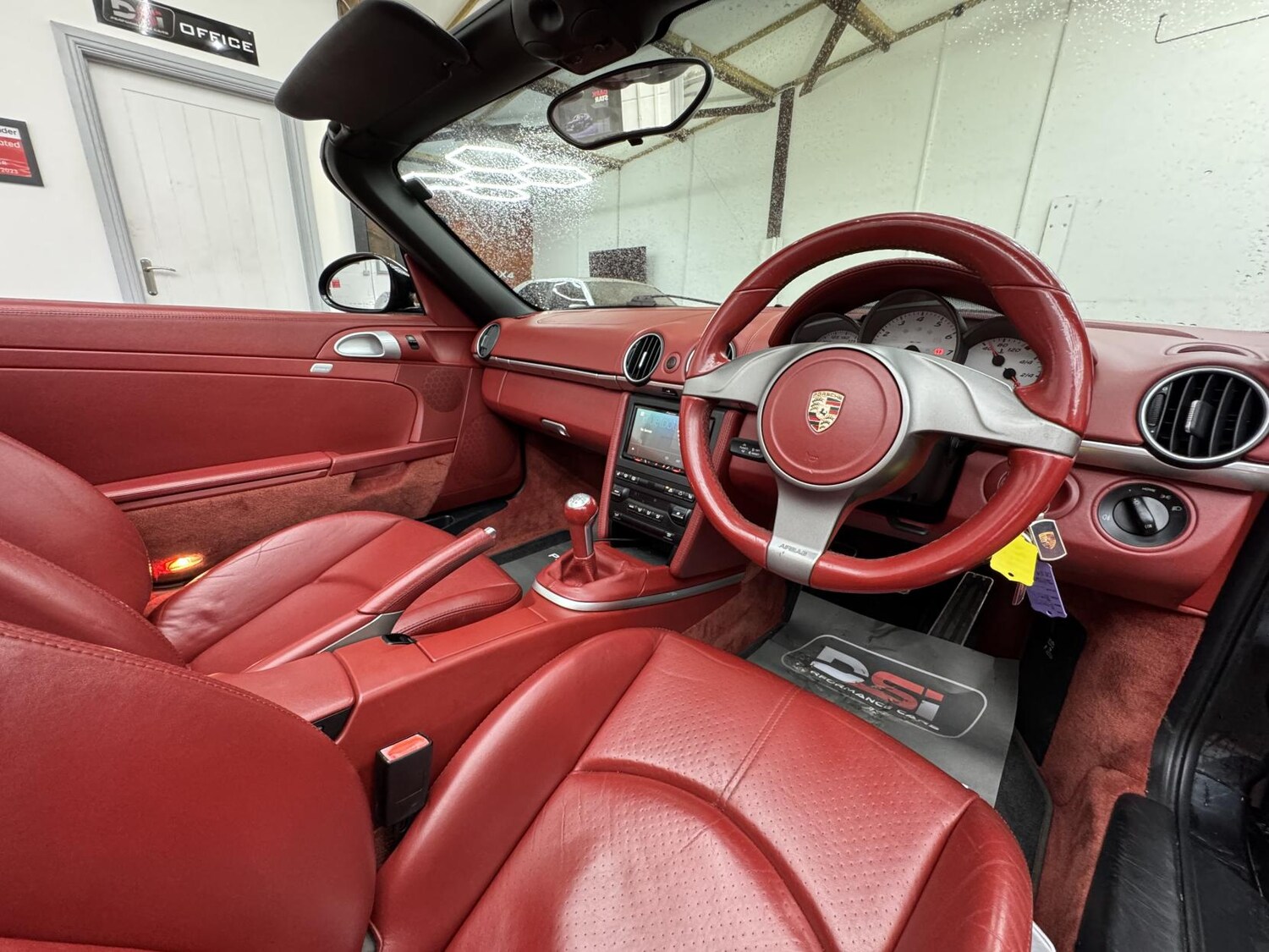 Used Porsche Boxster 2009 for sale - 78095295: Photo 17