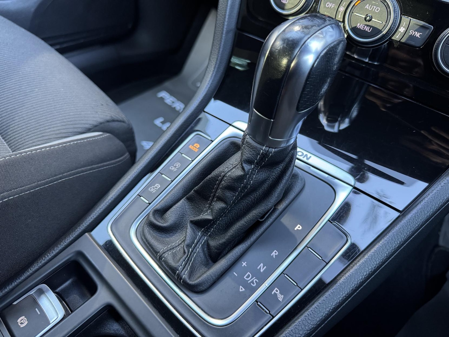 Used Volkswagen Golf 2015 for sale - 76606430: Photo 33