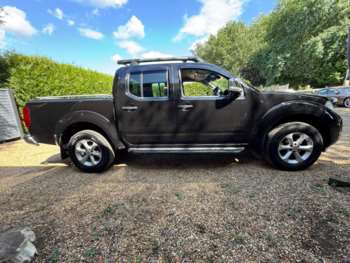 Used Nissan Navara 2015 for sale - 75174053: Photo