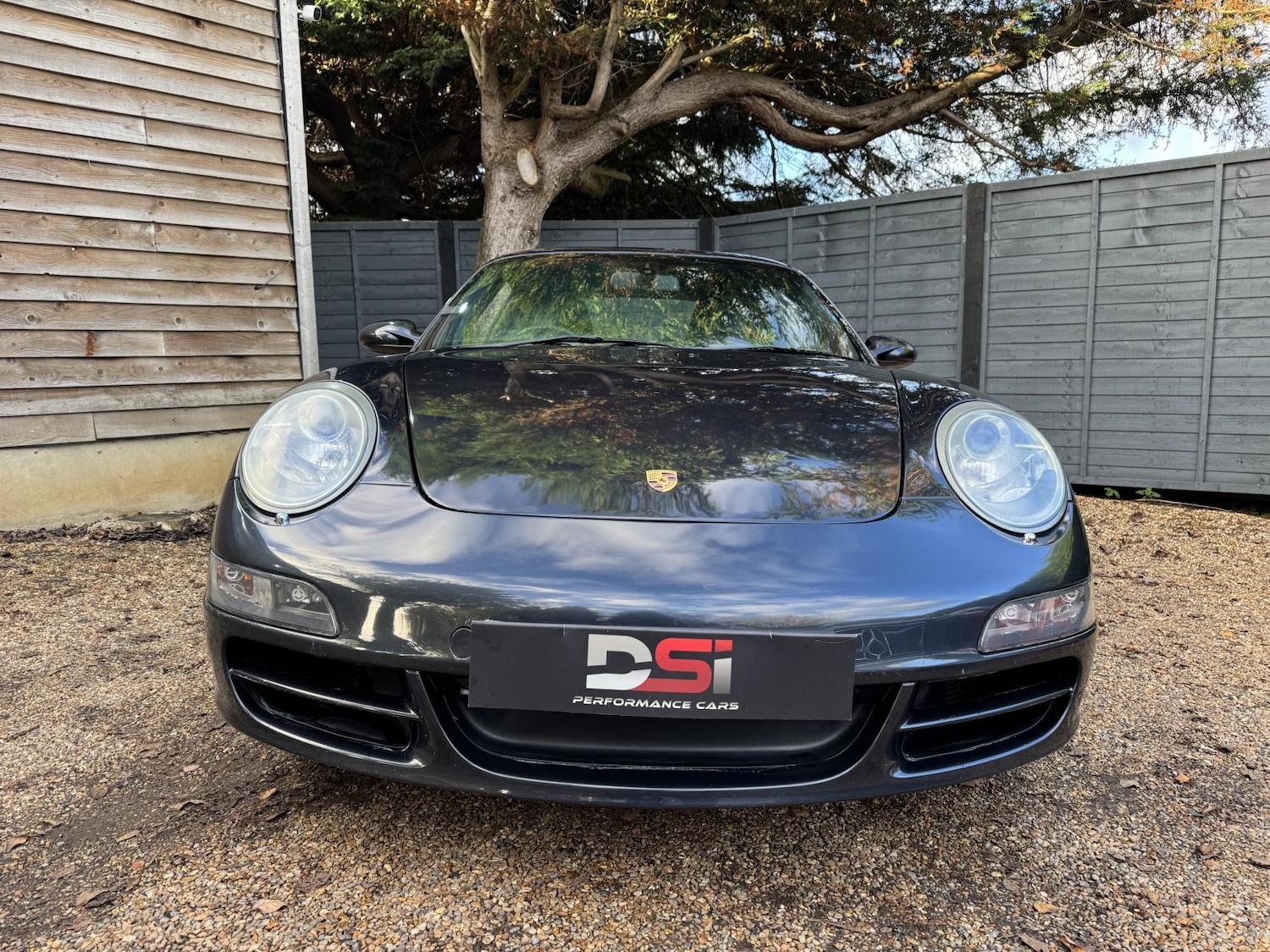 Used Porsche 911 2006 for sale - 76603332: Photo 2