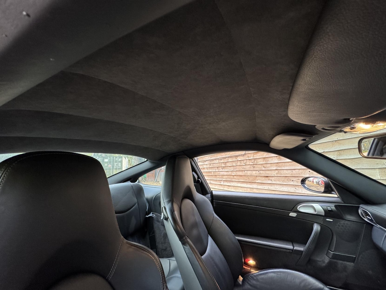 Used Porsche 911 2006 for sale - 76603332: Photo 37