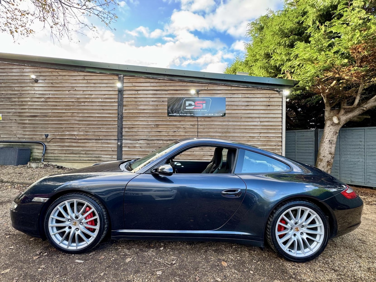 Used Porsche 911 2006 for sale - 76603332: Photo 5