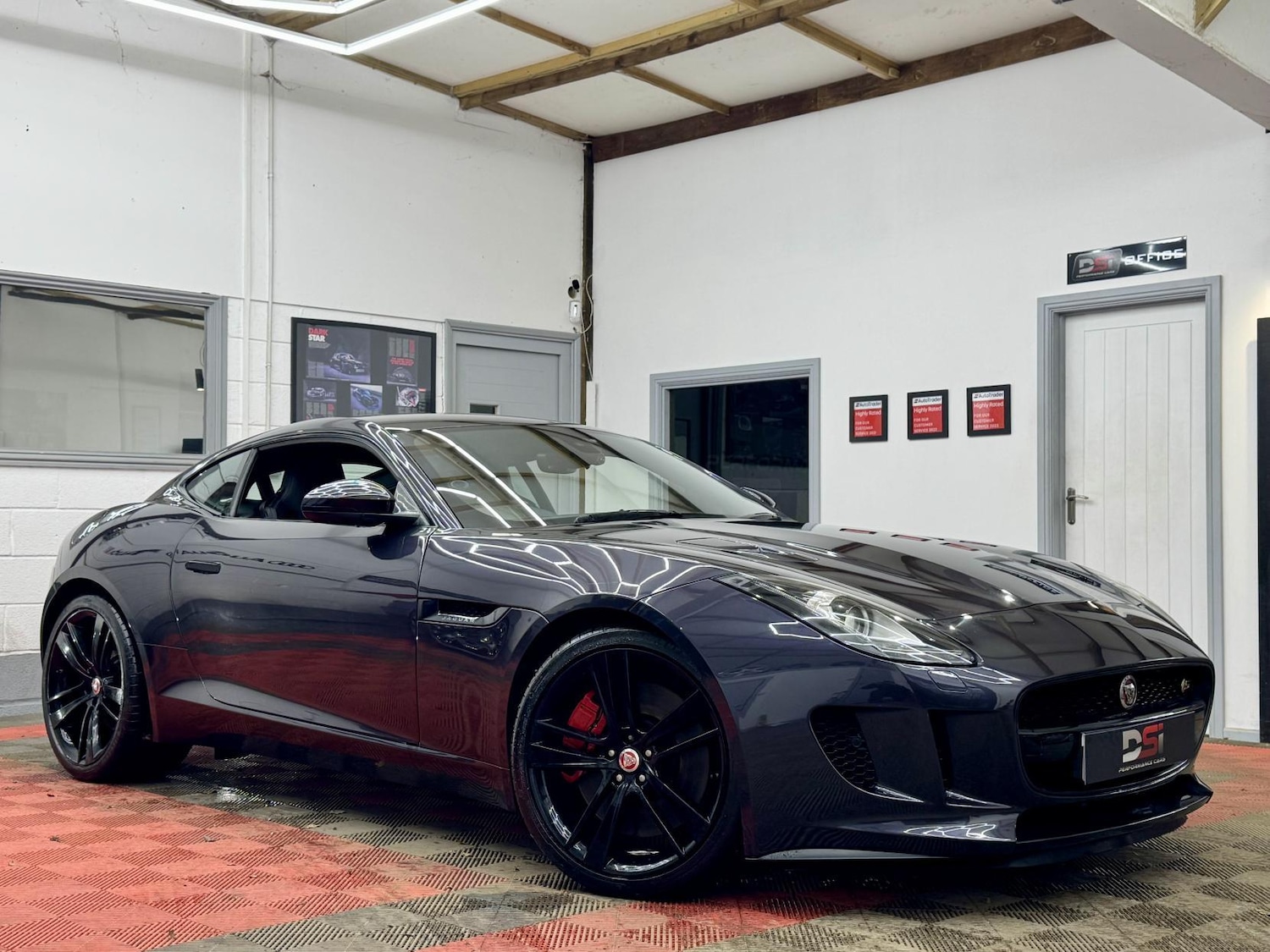 Used Jaguar F-Type 2016 for sale - 77137872: Photo 1