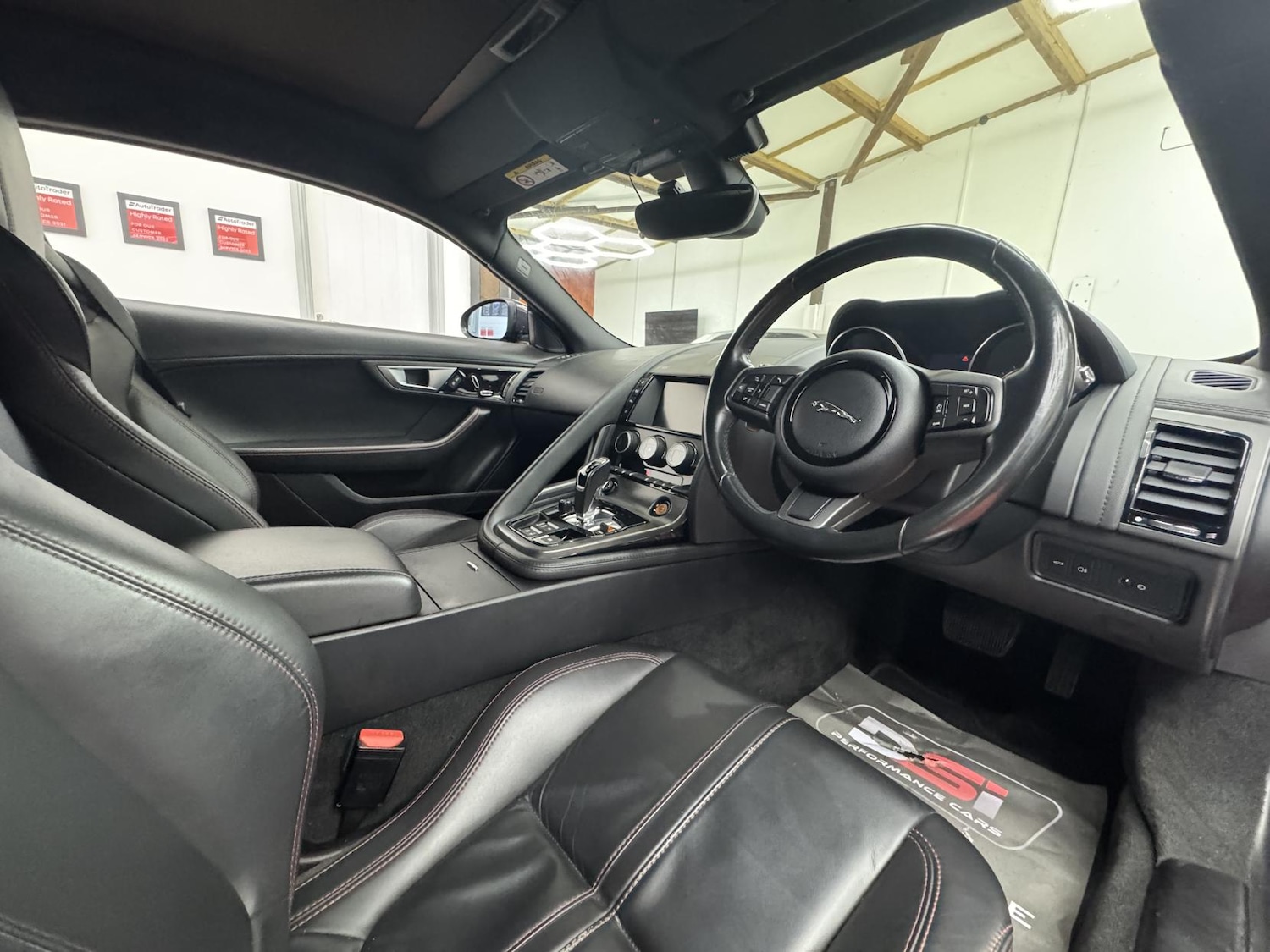 Used Jaguar F-Type 2016 for sale - 77137872: Photo 17
