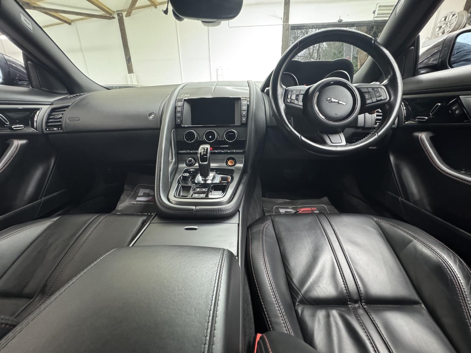 Used Jaguar F-Type 2016 for sale - 77137872: Photo 21