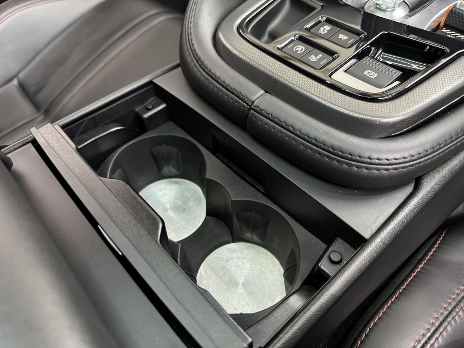 Used Jaguar F-Type 2016 for sale - 77137872: Photo 37