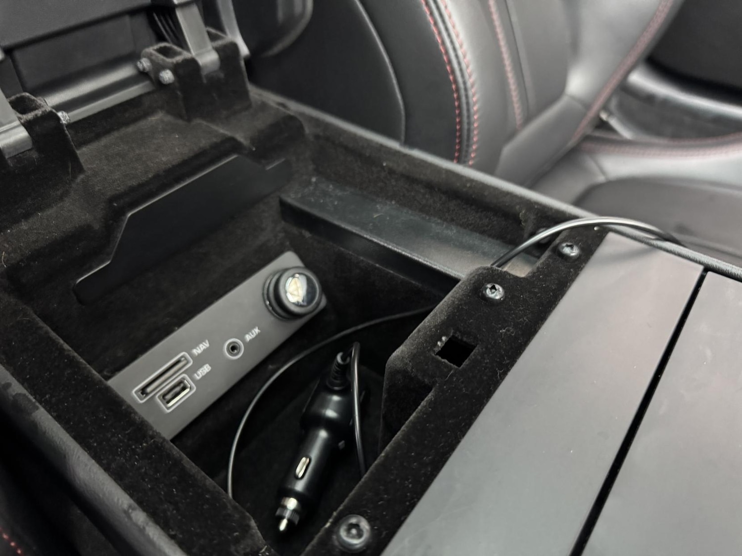 Used Jaguar F-Type 2016 for sale - 77137872: Photo 42