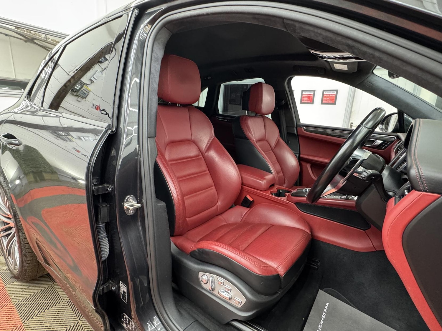 Used Porsche Macan 2016 for sale - 78000529: Photo 13