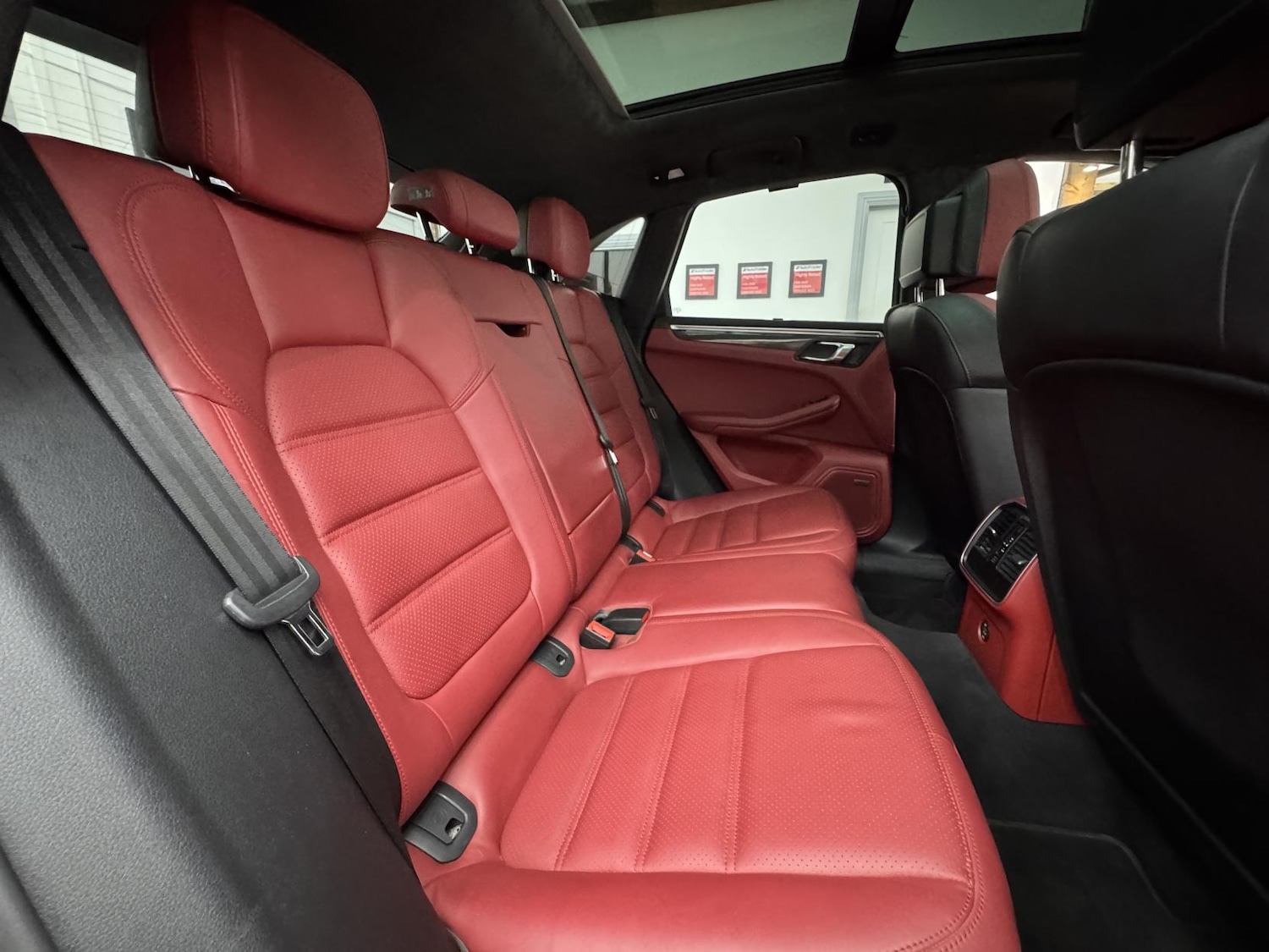 Used Porsche Macan 2016 for sale - 78000529: Photo 23