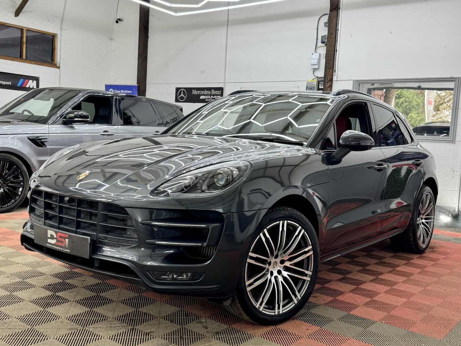 Used Porsche Macan 2016 for sale - 78000529: Photo 3