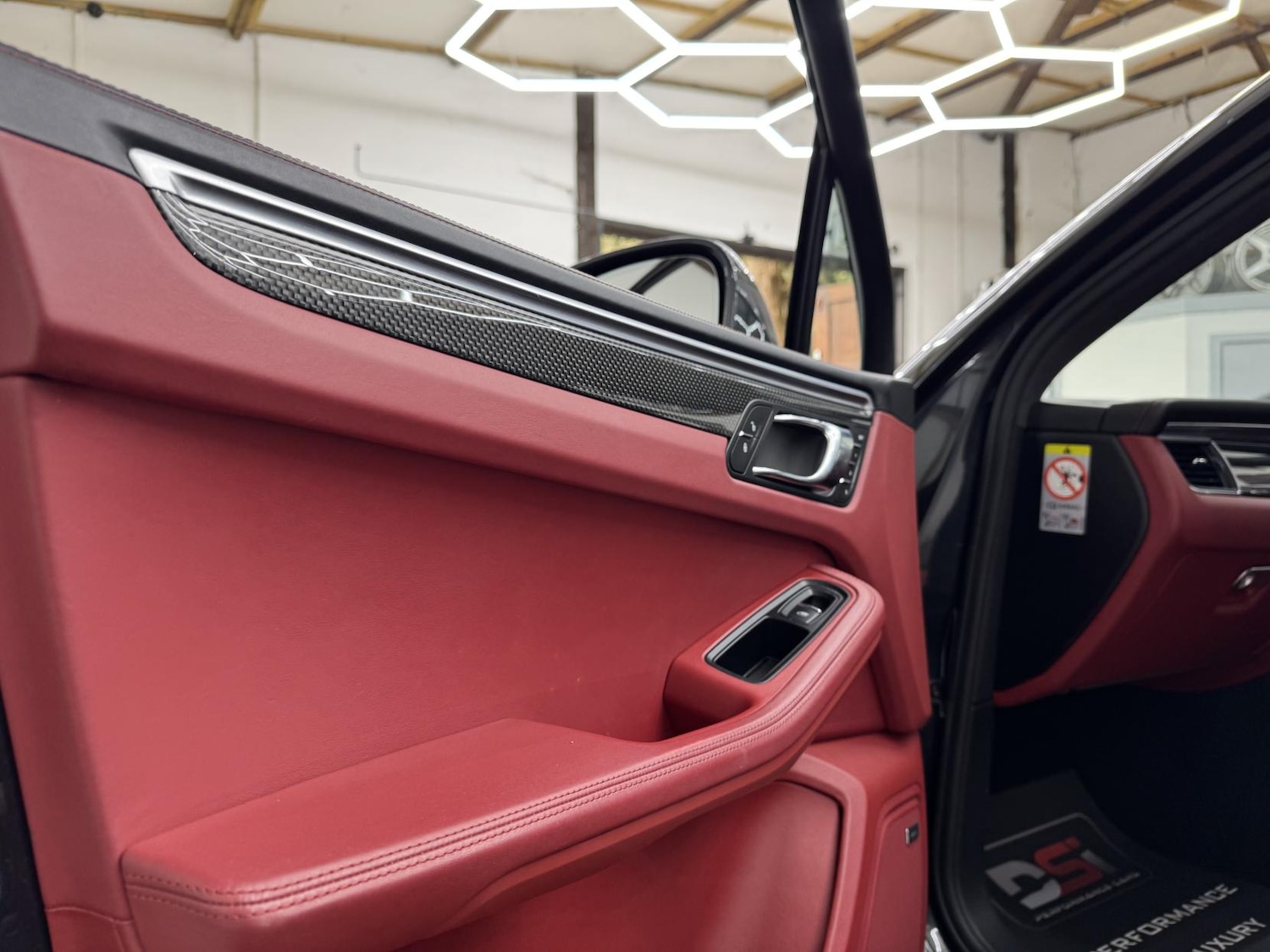 Used Porsche Macan 2016 for sale - 78000529: Photo 30