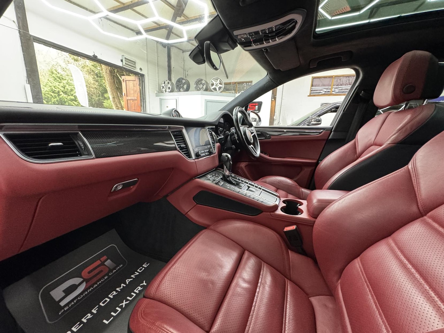 Used Porsche Macan 2016 for sale - 78000529: Photo 33