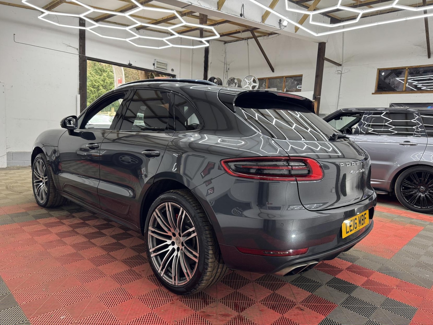 Used Porsche Macan 2016 for sale - 78000529: Photo 4