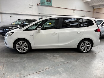 Used Vauxhall Zafira Tourer 2015 for sale - 79485500: Photo