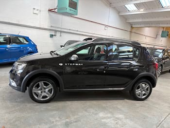Used Dacia Sandero Stepway 2019 for sale - 79485458: Photo