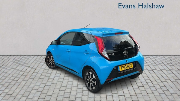 Used Toyota AYGO 2019 for sale - 76218221: Photo 3