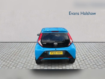 Used Toyota AYGO 2019 for sale - 76218221: Photo 4