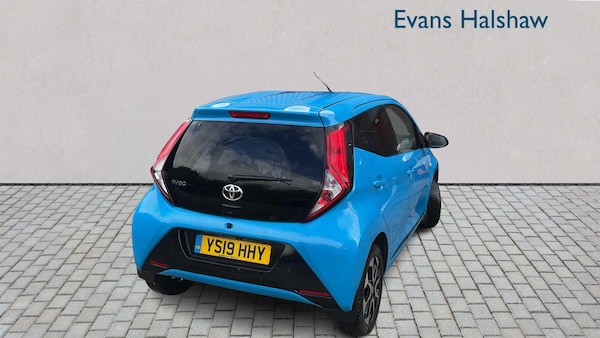 Used Toyota AYGO 2019 for sale - 76218221: Photo 5