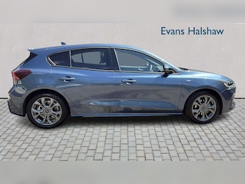 Used Ford Focus 2025 for sale - 79161016: Photo