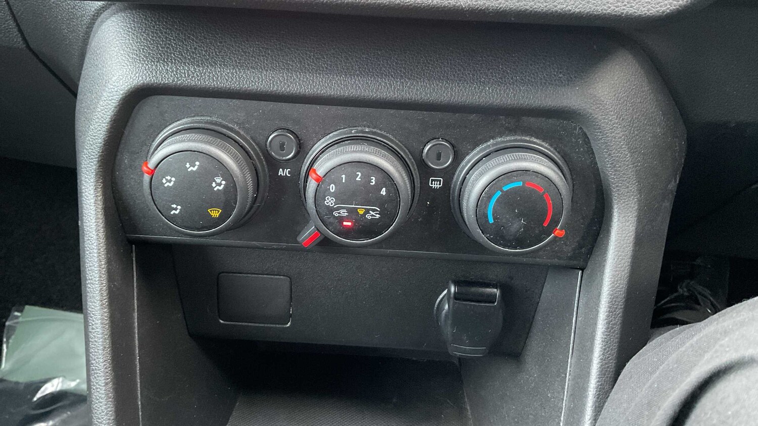 Used Dacia Sandero Stepway 2022 for sale - 76668987: Photo 18