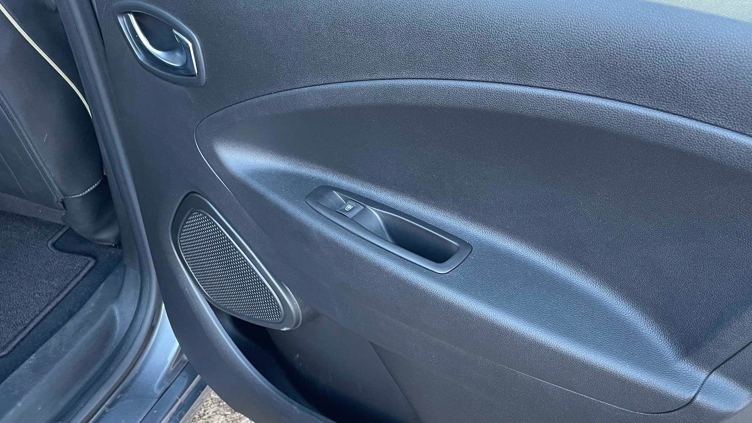 Used Renault Zoe 2022 for sale - 77018837: Photo 19