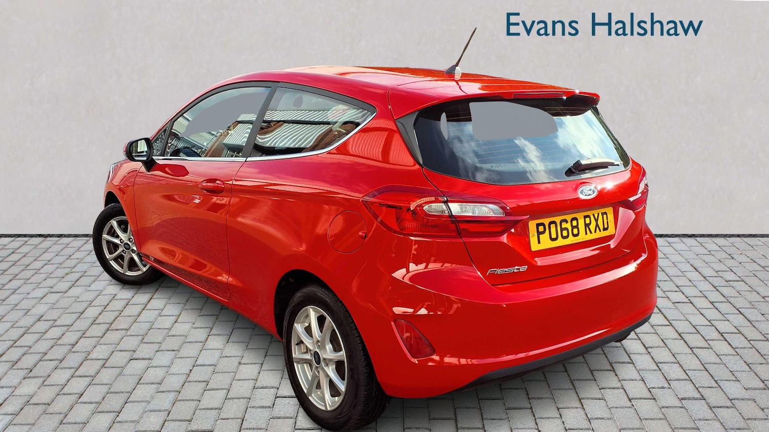 Used Ford Fiesta 2018 for sale - 76553229: Photo 2