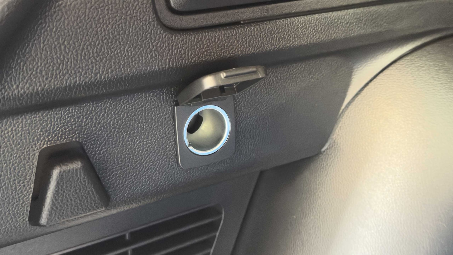 Used Ford Kuga 2025 for sale - 76298315: Photo 21