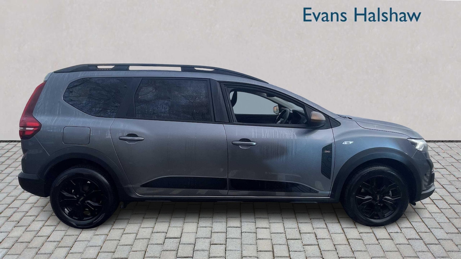 Used Dacia Jogger 2024 for sale - 76916149: Photo 2