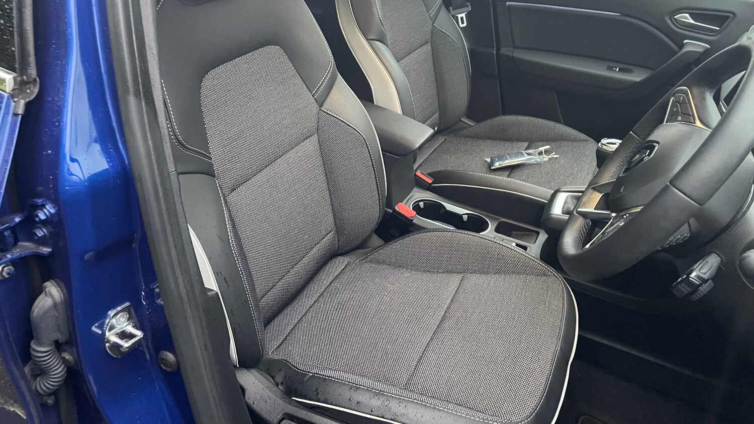 Used Renault Captur 2021 for sale - 76875725: Photo 17