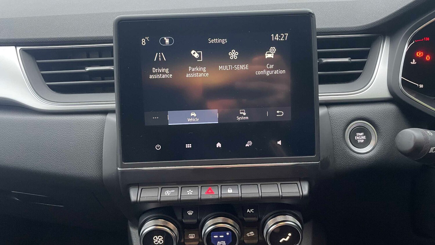 Used Renault Captur 2021 for sale - 76875725: Photo 29