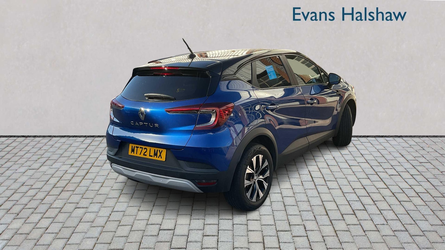 Used Renault Captur 2022 for sale - 76610694: Photo 3