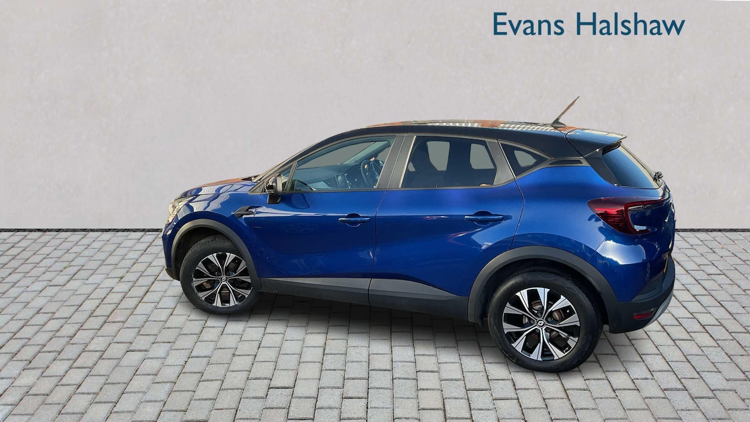 Used Renault Captur 2022 for sale - 76610694: Photo 5