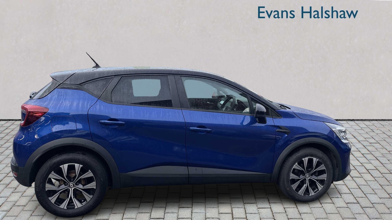 Used Renault Captur 2022 for sale - 76610694: Photo 9