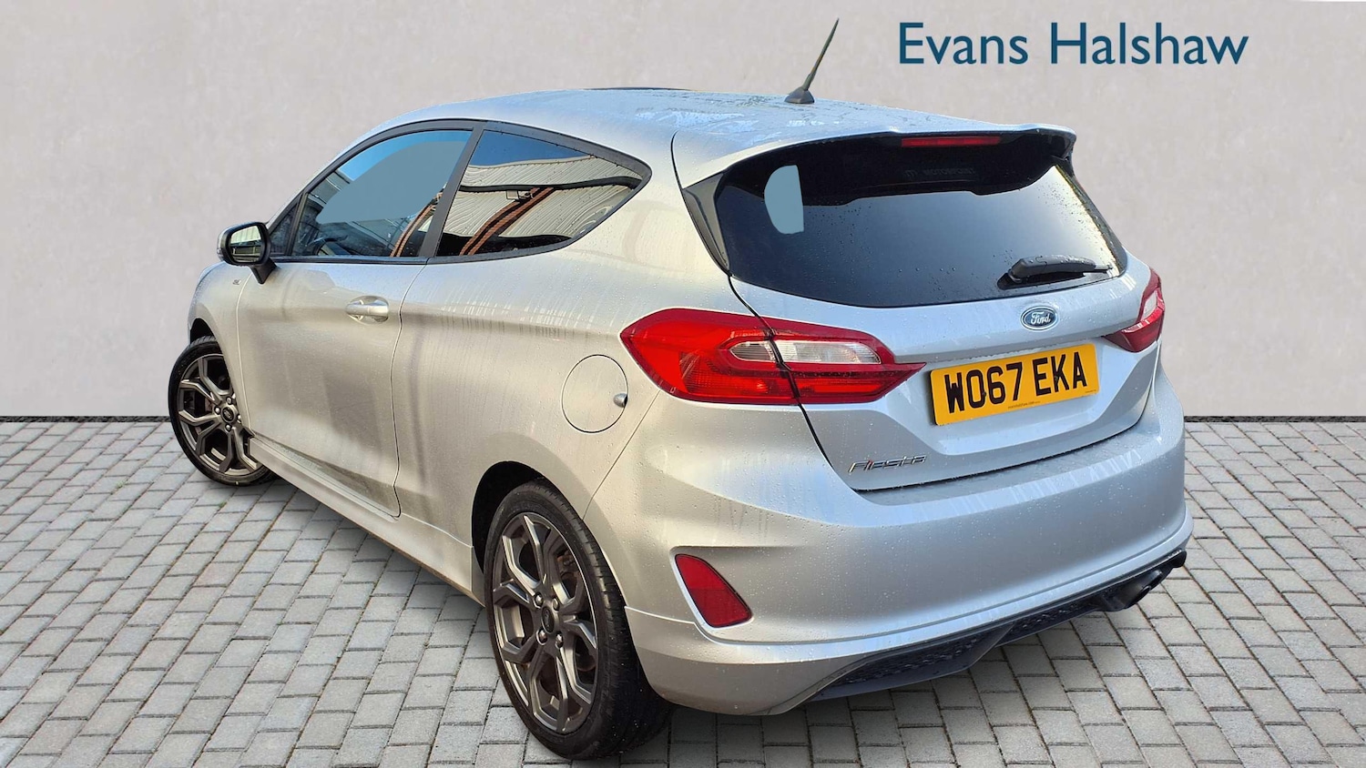 Used Ford Fiesta 2018 for sale - 76575915: Photo 2