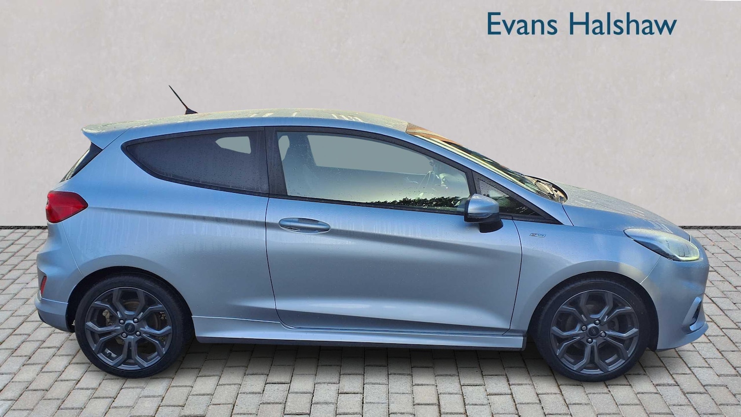 Used Ford Fiesta 2018 for sale - 76575915: Photo 3