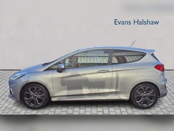 Used Ford Fiesta 2018 for sale - 76575915: Photo