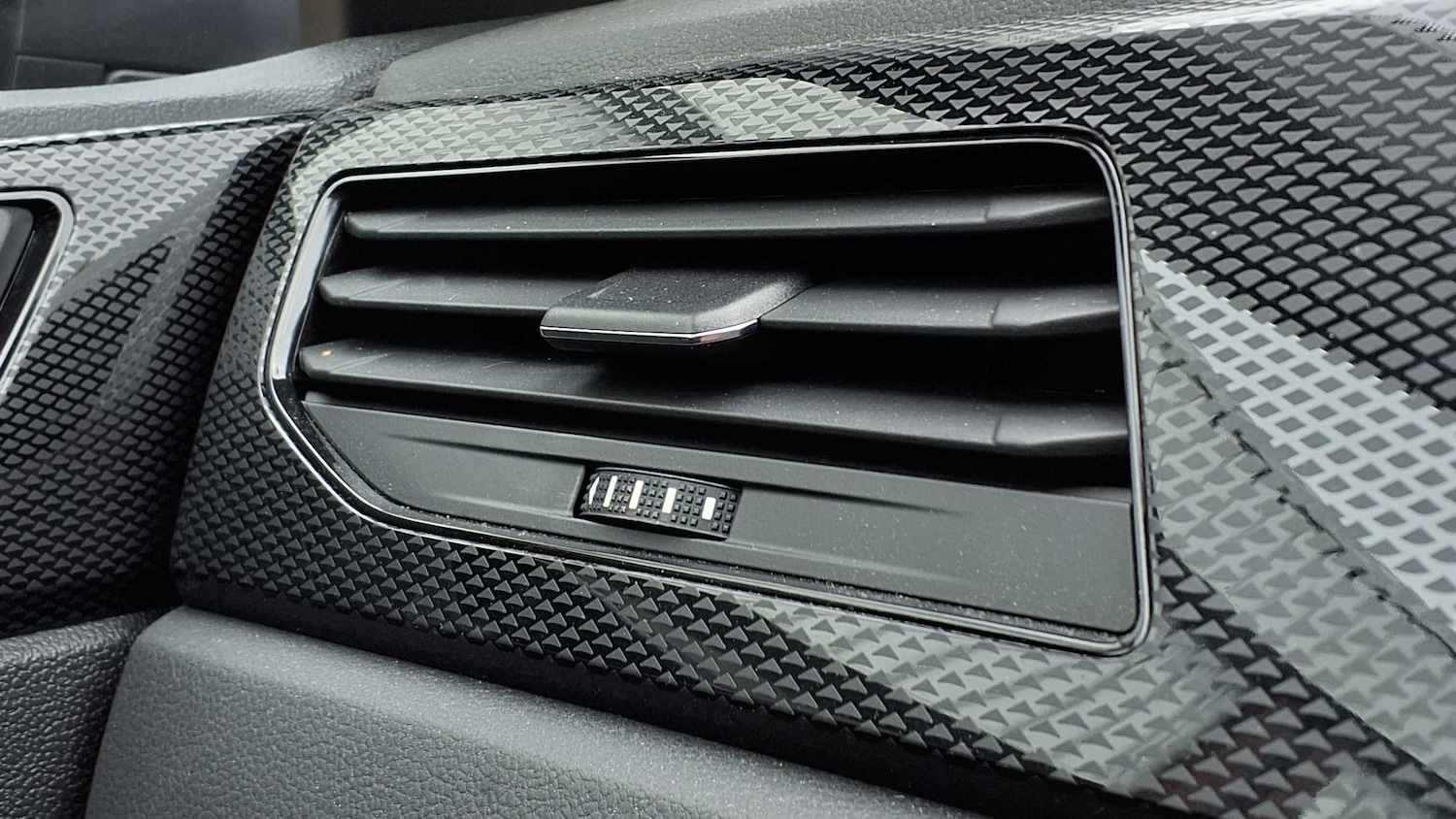 Used Volkswagen Polo 2022 for sale - 76015882: Photo 34