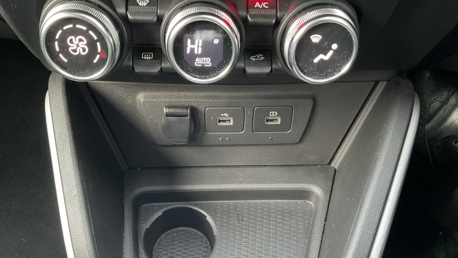 Used Dacia Duster 2022 for sale - 76624592: Photo 24