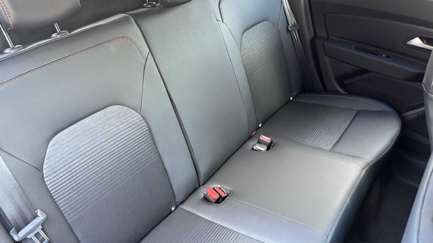 Used Dacia Duster 2022 for sale - 76610512: Photo 19