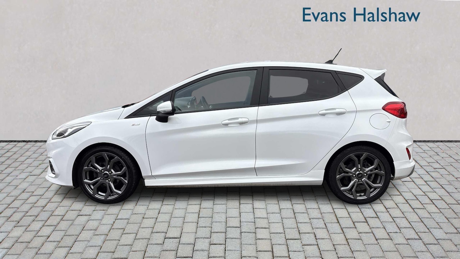 Used Ford Fiesta 2019 for sale - 77076647: Photo 2