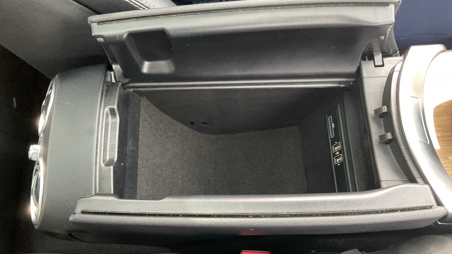 Used Mercedes-Benz GLC 2019 for sale - 75981347: Photo 21