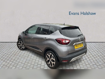 Used Renault Captur 2019 for sale - 78104742: Photo